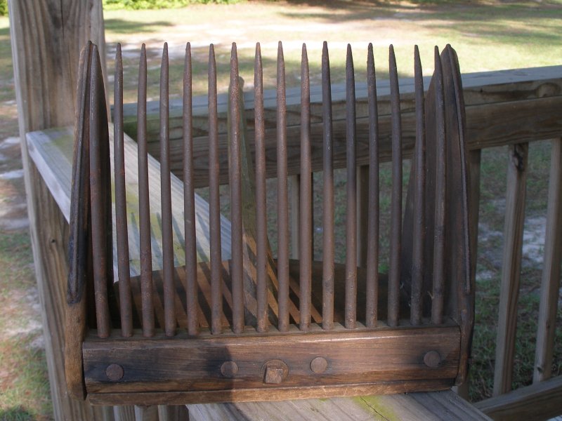 Cranberry Rake